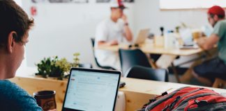 Advantages of crowdfunding crowdfunding