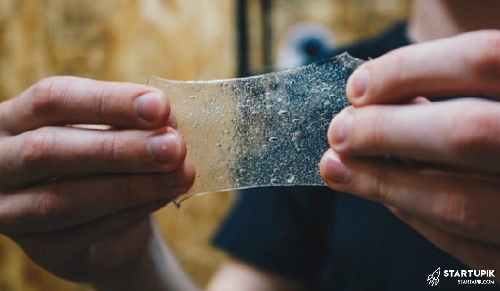dissolving plastic