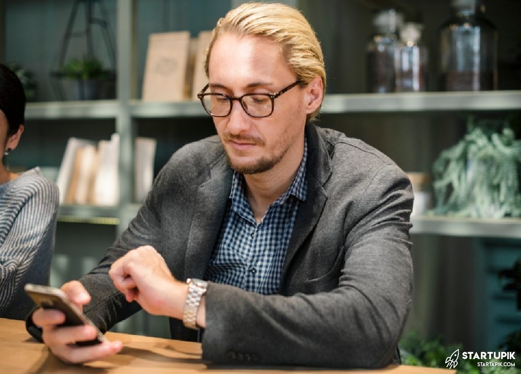 what being late reveals about your employee