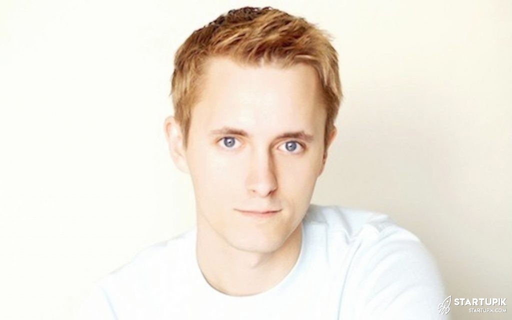 Matt Mickiewicz a startup founder with a sense of fashion