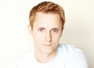 Matt Mickiewicz a startup founder with a sense of fashion
